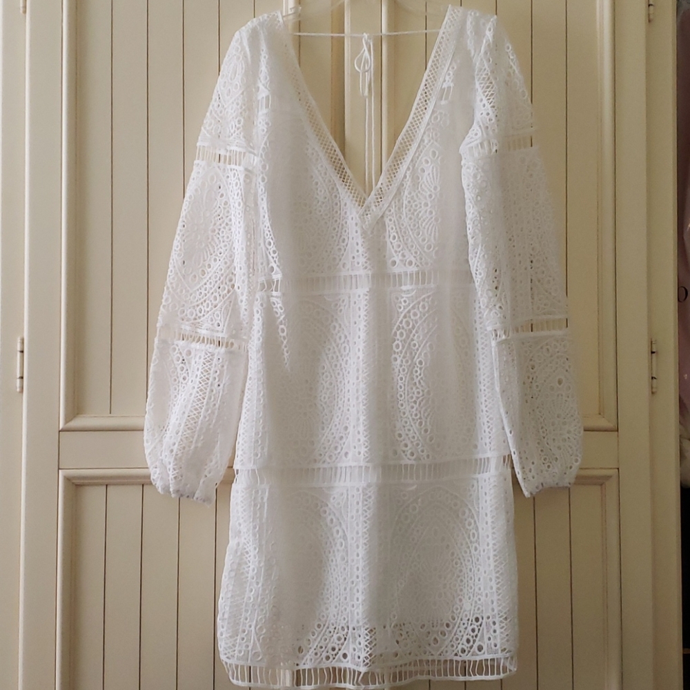 White lace dress
